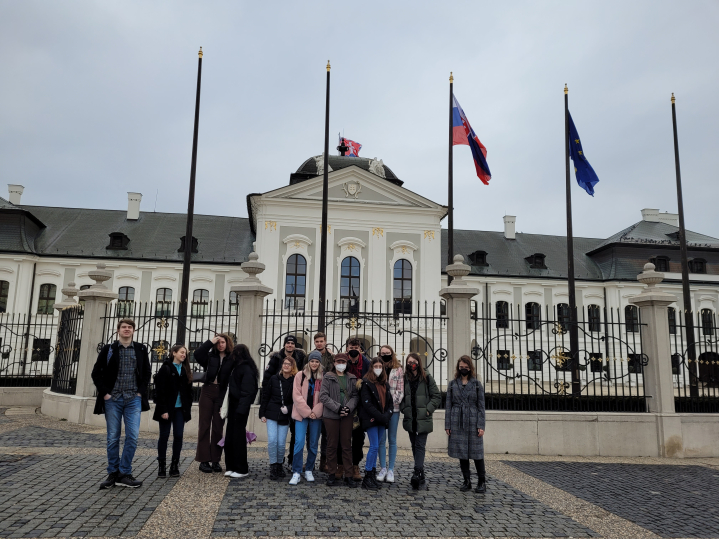 Návšteva Univerzitnej knižnice v Bratislave